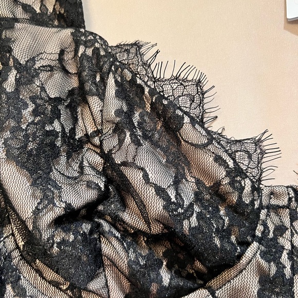 Black Lace Long Sleeved Top - Picture 3 of 7